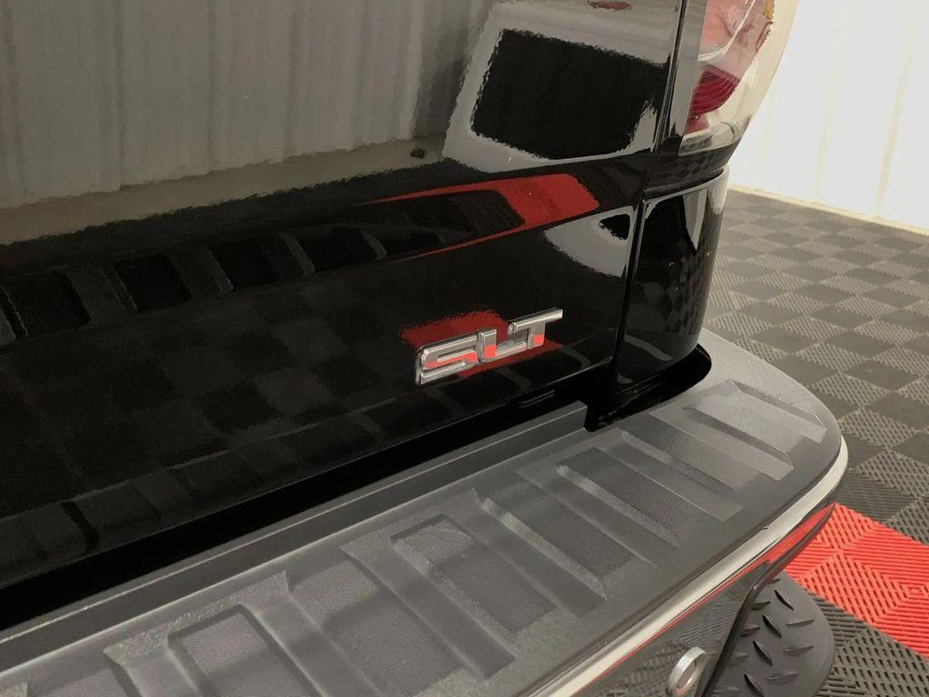 used 2018 GMC Sierra 1500 car, priced at $32,874