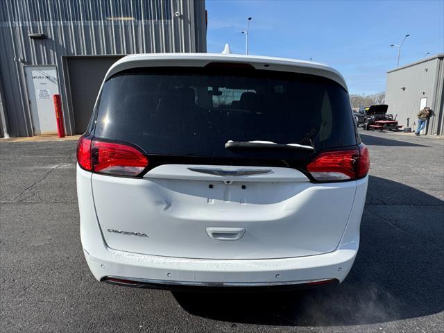 used 2018 Chrysler Pacifica car, priced at $15,986