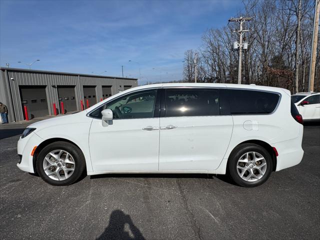 used 2018 Chrysler Pacifica car, priced at $15,986