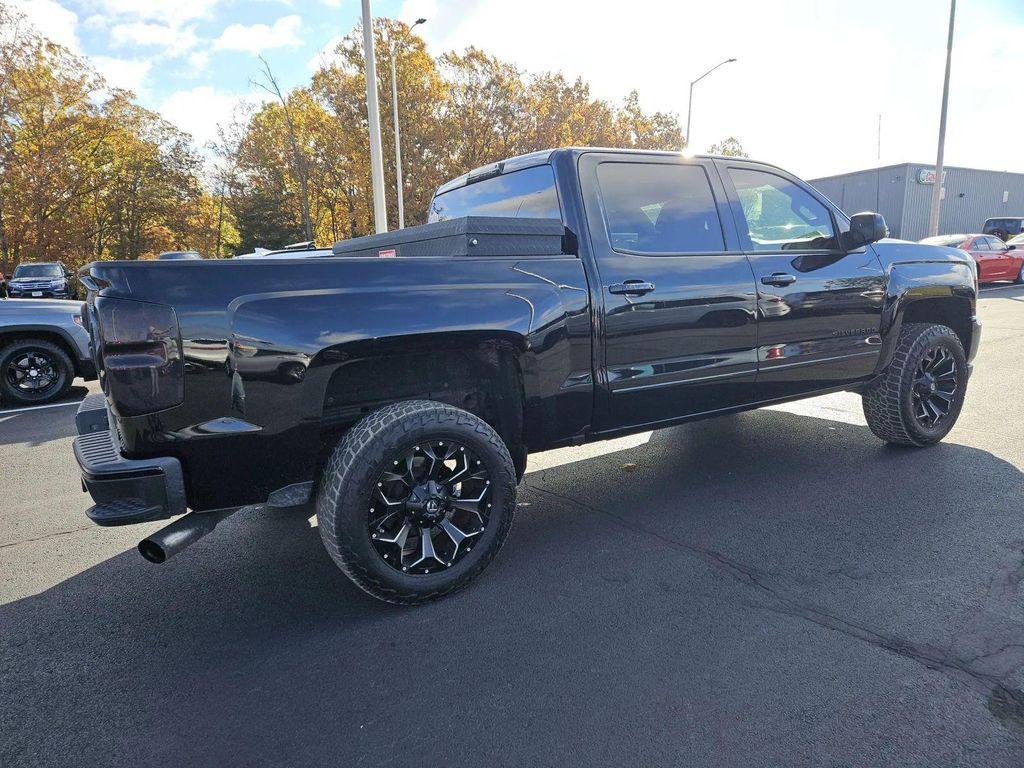 used 2018 Chevrolet Silverado 1500 car, priced at $27,607