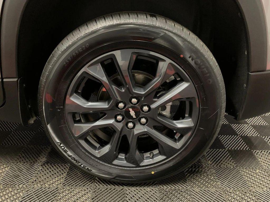 used 2020 Chevrolet Traverse car, priced at $27,310