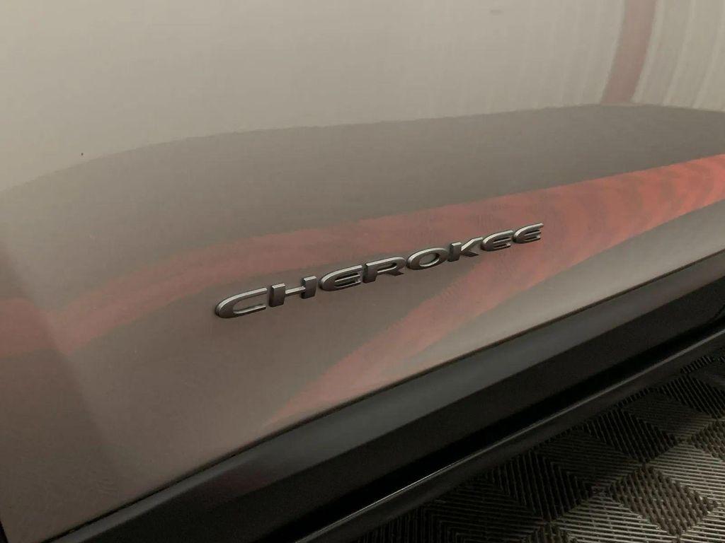 used 2017 Jeep Cherokee car, priced at $17,938