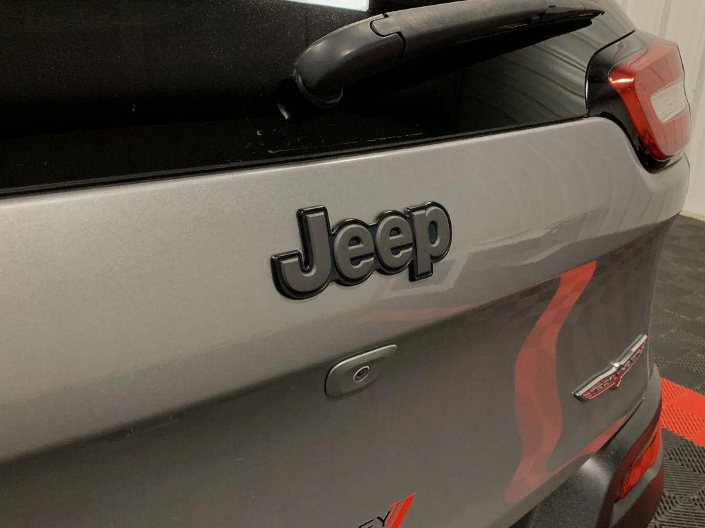 used 2017 Jeep Cherokee car, priced at $17,938