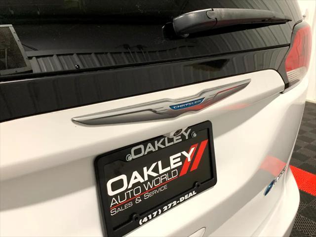 used 2018 Chrysler Pacifica Hybrid car, priced at $24,874