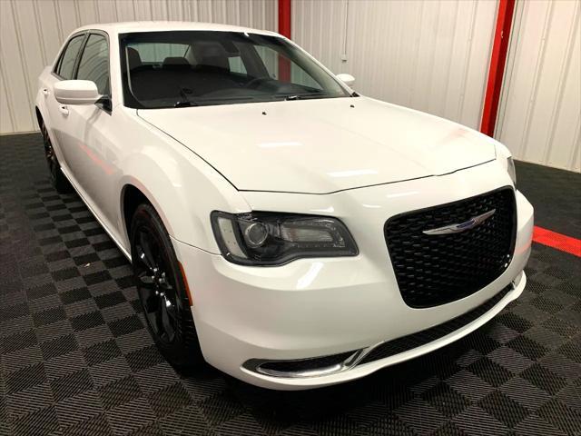 used 2022 Chrysler 300 car, priced at $24,978
