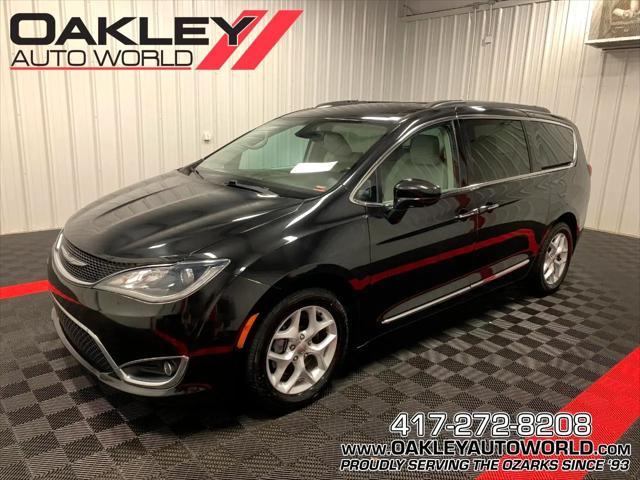 used 2017 Chrysler Pacifica car, priced at $17,433