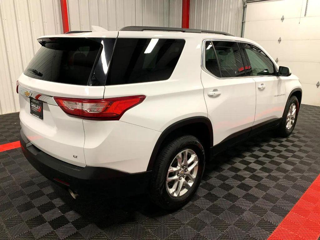 used 2021 Chevrolet Traverse car, priced at $19,682