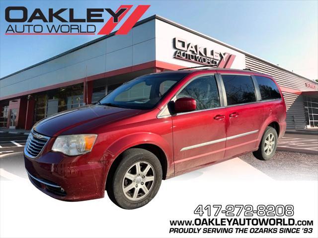 used 2013 Chrysler Town & Country car, priced at $8,157