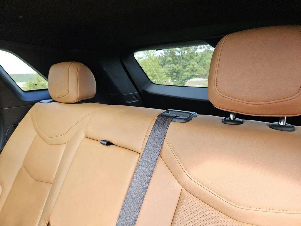 used 2021 Cadillac XT5 car, priced at $22,973