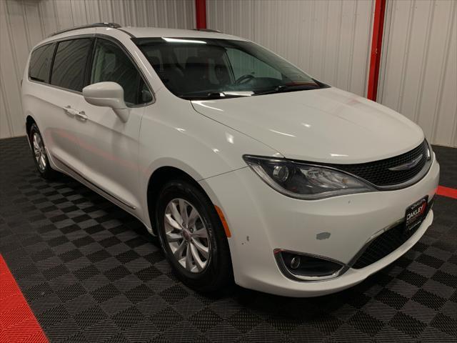 used 2018 Chrysler Pacifica car, priced at $20,754