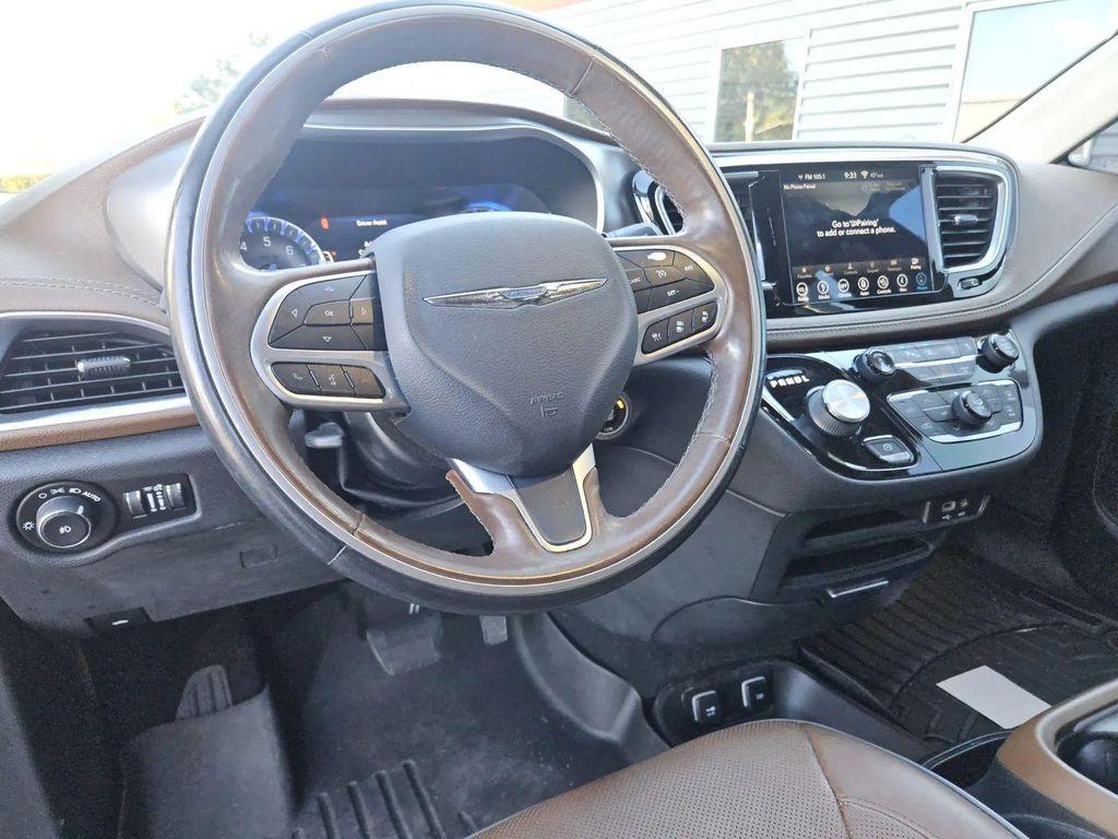 used 2019 Chrysler Pacifica car, priced at $20,933
