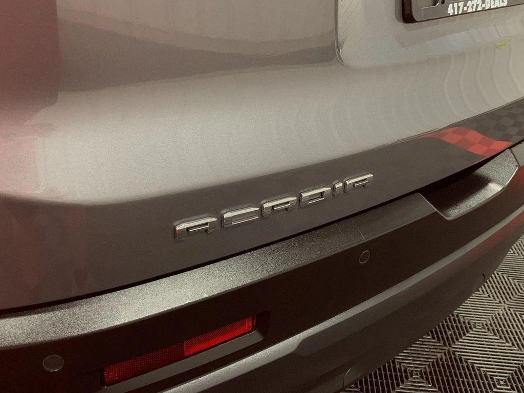 used 2021 GMC Acadia car, priced at $20,294