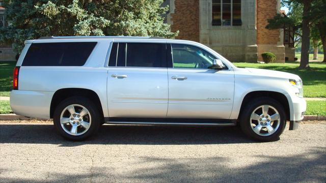 used 2015 Chevrolet Suburban car, priced at $18,395