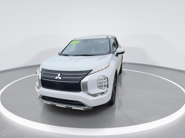 new 2024 Mitsubishi Outlander car, priced at $32,267