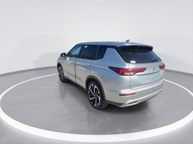 new 2024 Mitsubishi Outlander car, priced at $30,967