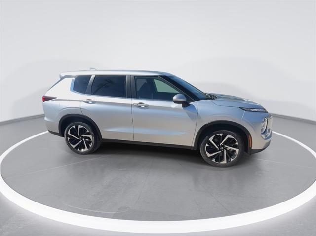 new 2024 Mitsubishi Outlander car, priced at $30,967