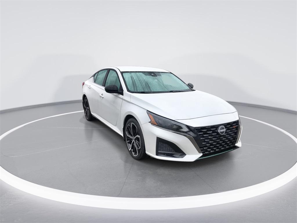used 2023 Nissan Altima car, priced at $20,975