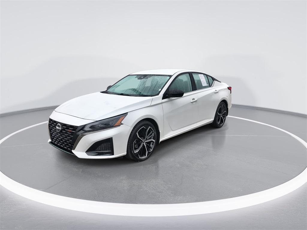 used 2023 Nissan Altima car, priced at $20,975