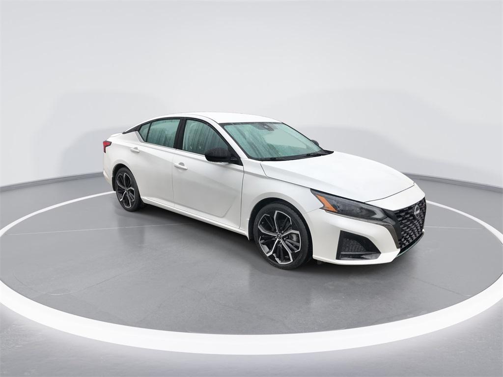 used 2023 Nissan Altima car, priced at $20,975