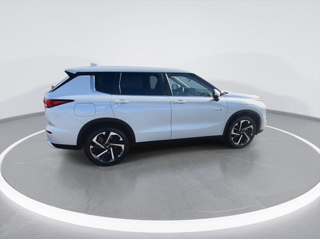 new 2025 Mitsubishi Outlander PHEV car, priced at $47,605