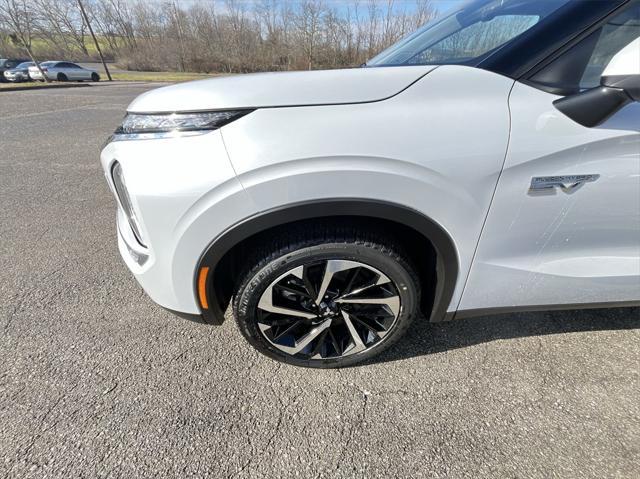 new 2025 Mitsubishi Outlander PHEV car, priced at $47,605