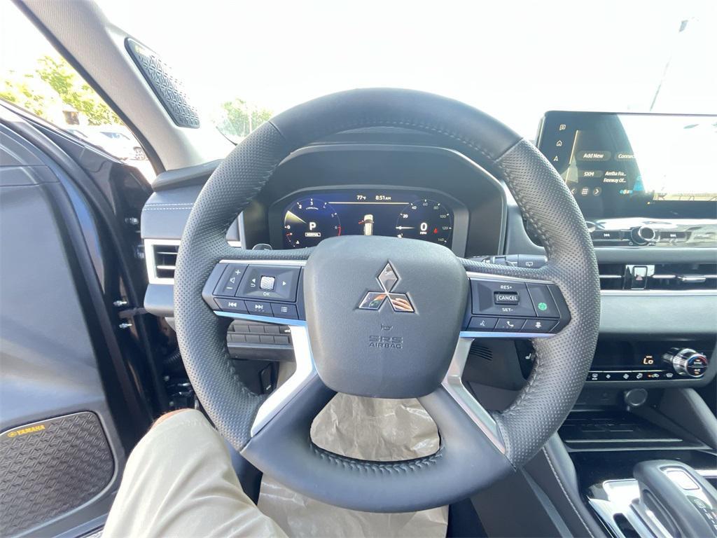 new 2025 Mitsubishi Outlander car, priced at $34,500