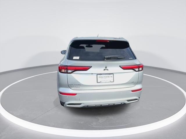 new 2024 Mitsubishi Outlander car, priced at $33,000