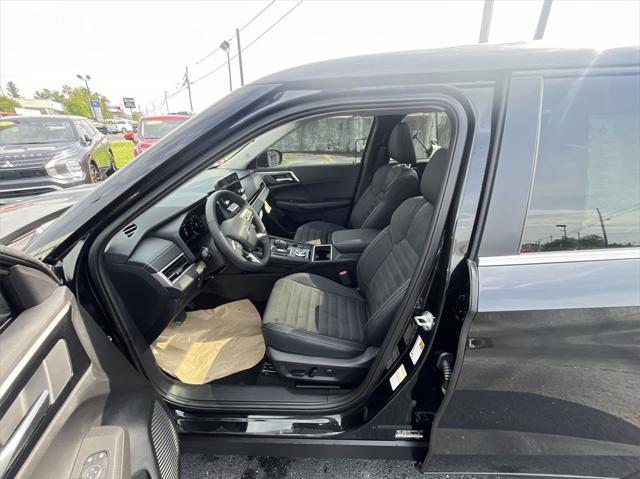 new 2024 Mitsubishi Outlander car, priced at $33,000