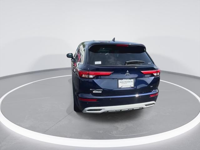 new 2024 Mitsubishi Outlander car, priced at $33,467