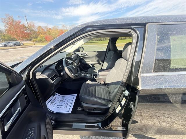 new 2024 Mitsubishi Outlander car, priced at $29,967