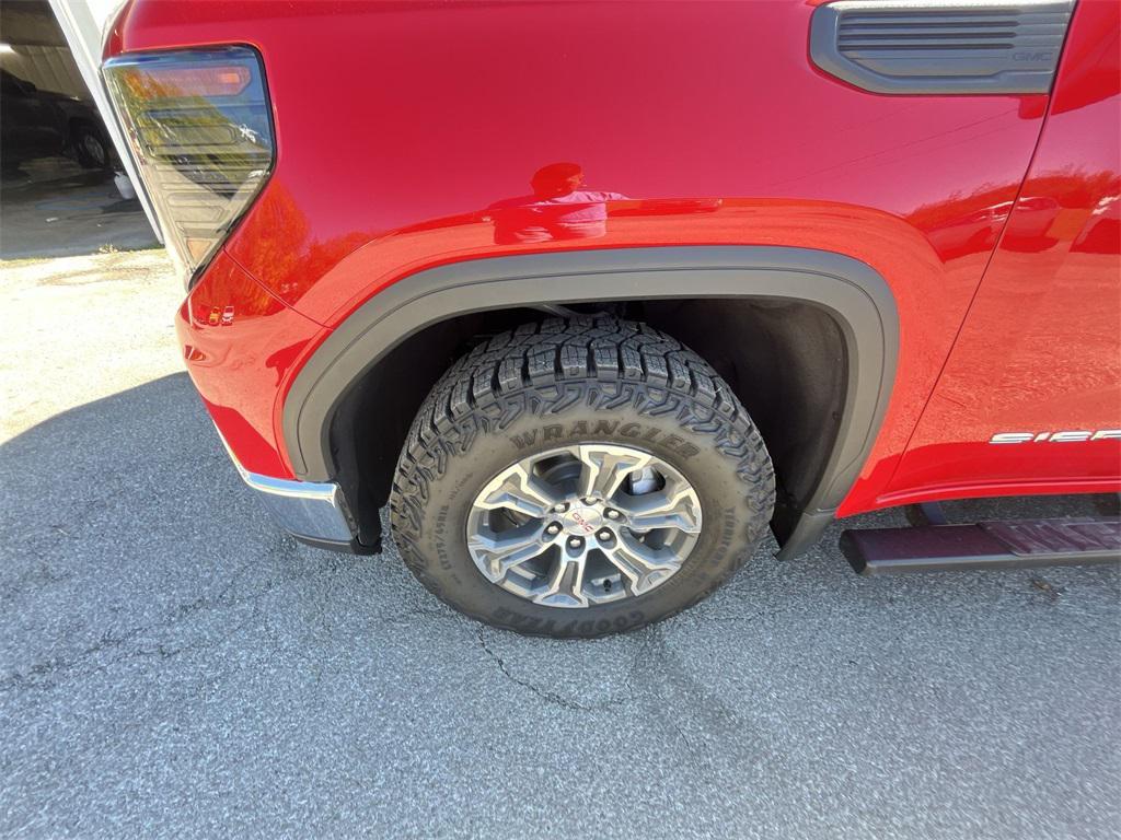 used 2023 GMC Sierra 1500 car, priced at $37,287