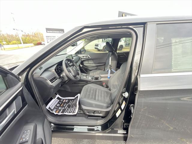 new 2024 Mitsubishi Outlander car, priced at $30,000