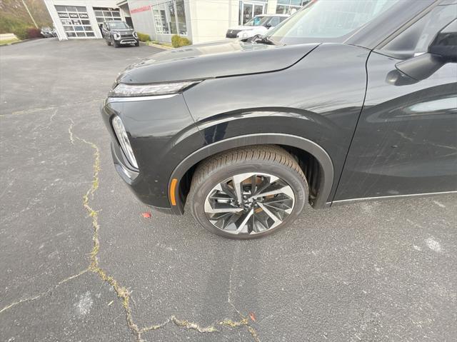 new 2024 Mitsubishi Outlander car, priced at $30,000