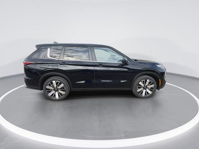 new 2025 Mitsubishi Outlander car, priced at $34,000