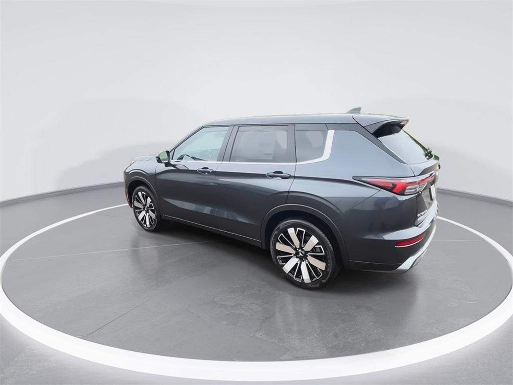new 2025 Mitsubishi Outlander car, priced at $34,000