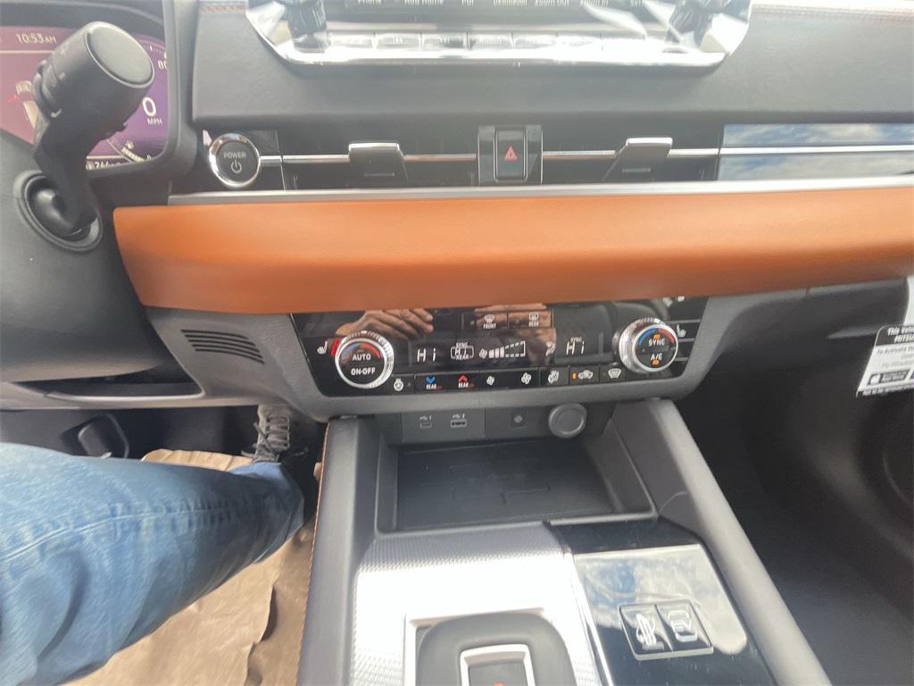 new 2025 Mitsubishi Outlander PHEV car, priced at $47,000