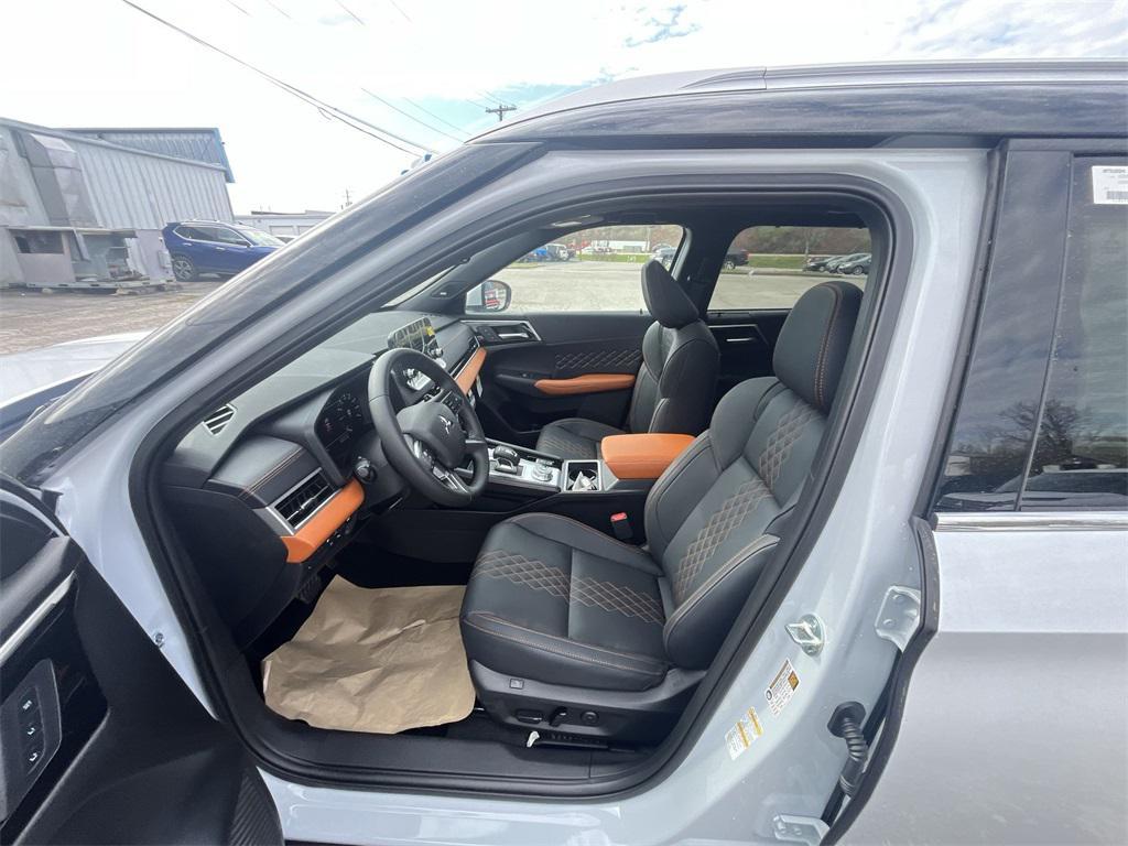 new 2025 Mitsubishi Outlander PHEV car, priced at $47,000