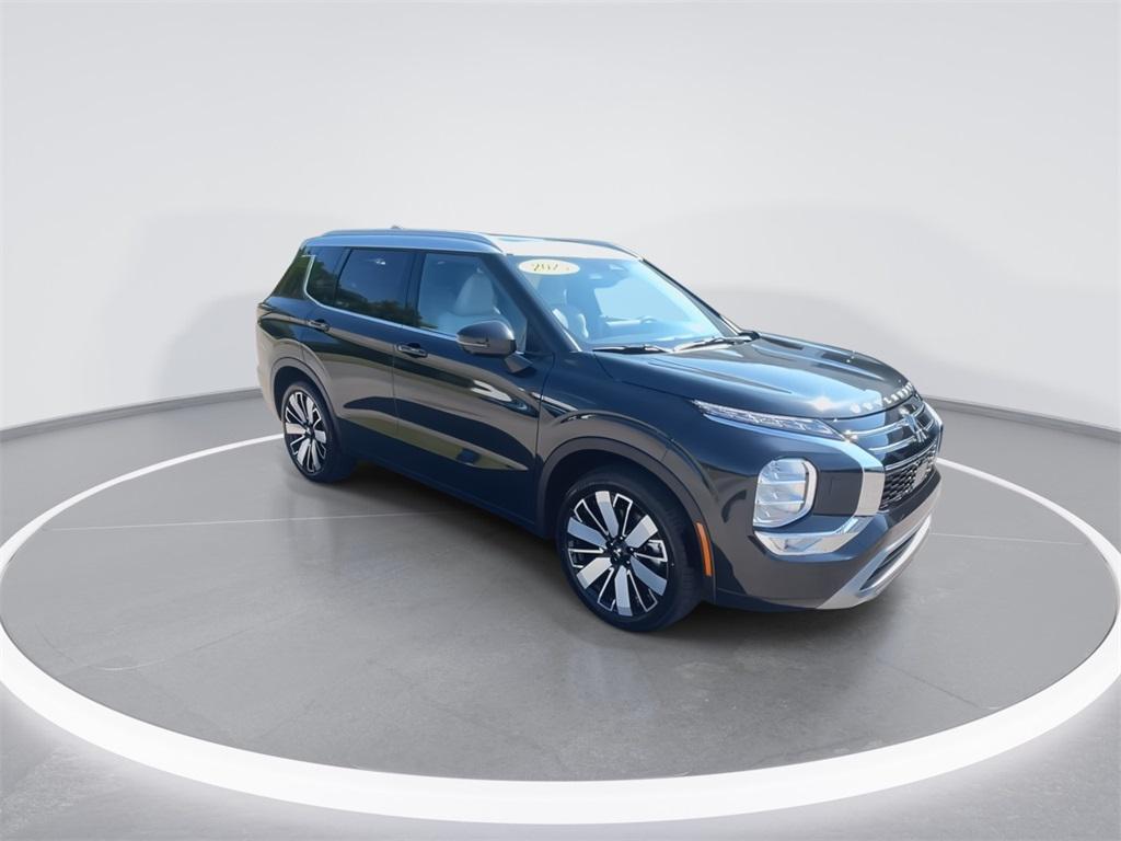 new 2025 Mitsubishi Outlander car, priced at $41,967