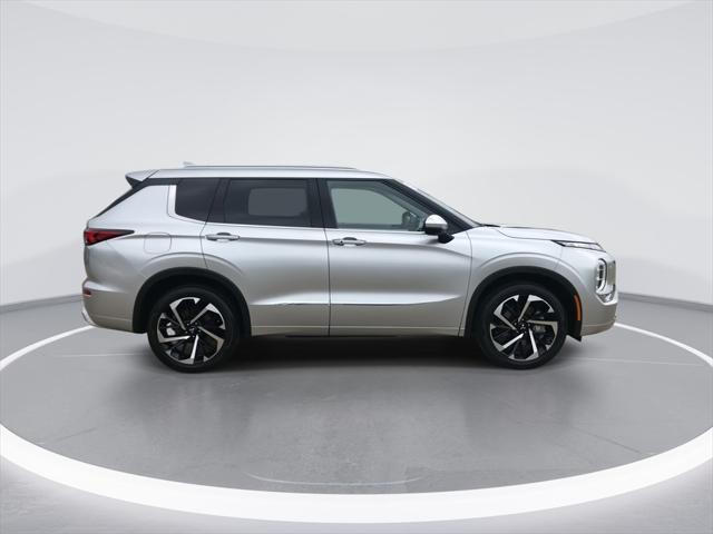 used 2022 Mitsubishi Outlander car, priced at $27,498