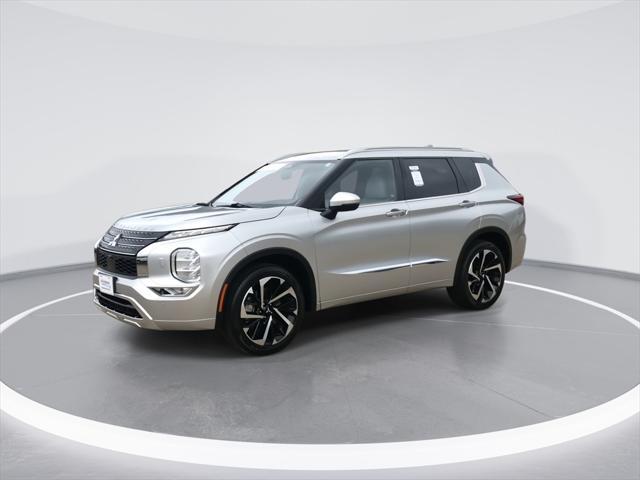 used 2022 Mitsubishi Outlander car, priced at $27,498