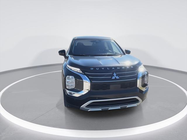 new 2024 Mitsubishi Outlander car, priced at $31,967