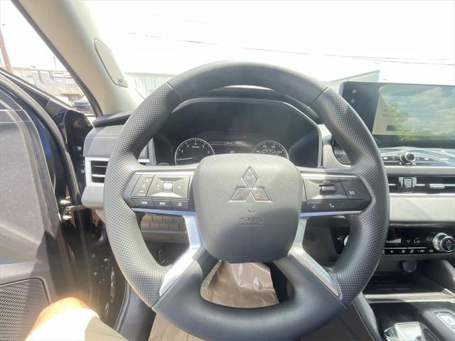 new 2025 Mitsubishi Outlander car, priced at $32,630