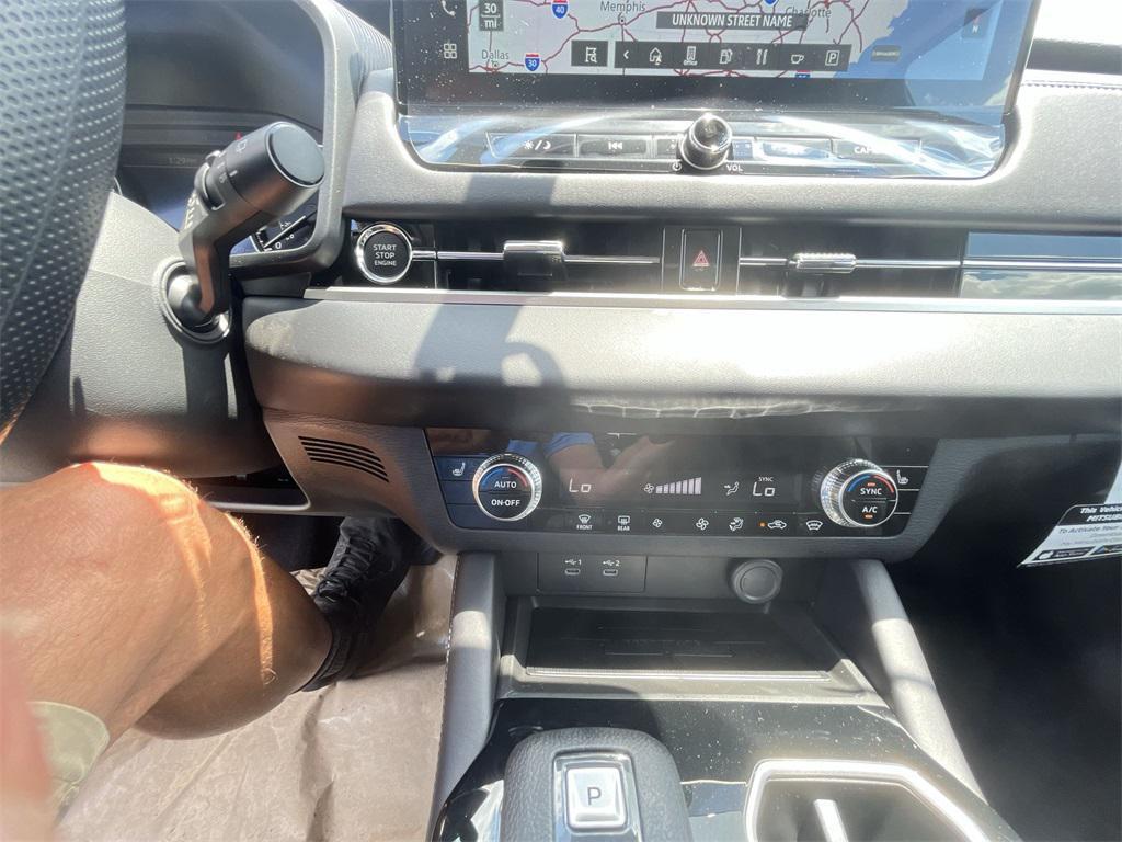 new 2025 Mitsubishi Outlander car, priced at $29,967