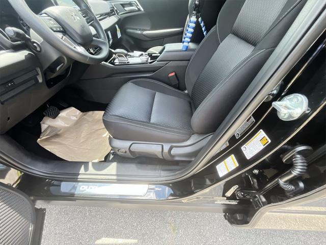 new 2025 Mitsubishi Outlander car, priced at $32,630