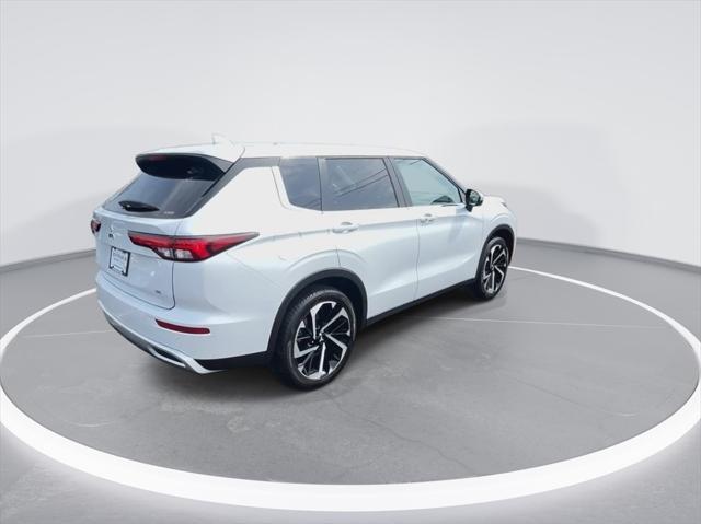 new 2024 Mitsubishi Outlander car, priced at $33,967