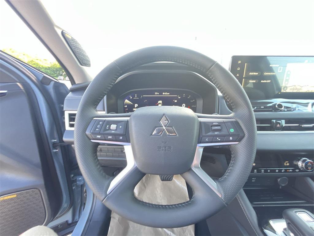 new 2025 Mitsubishi Outlander car, priced at $34,967