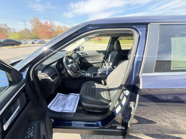 new 2024 Mitsubishi Outlander car, priced at $29,567