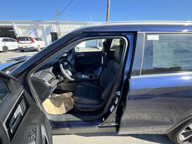 new 2024 Mitsubishi Outlander car, priced at $33,967