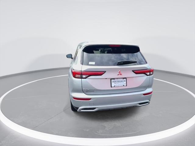 new 2024 Mitsubishi Outlander car, priced at $33,000