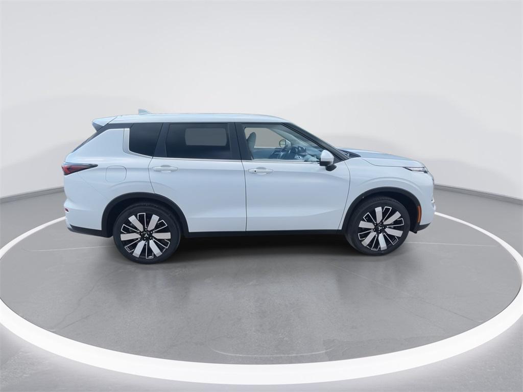 new 2025 Mitsubishi Outlander car, priced at $32,500